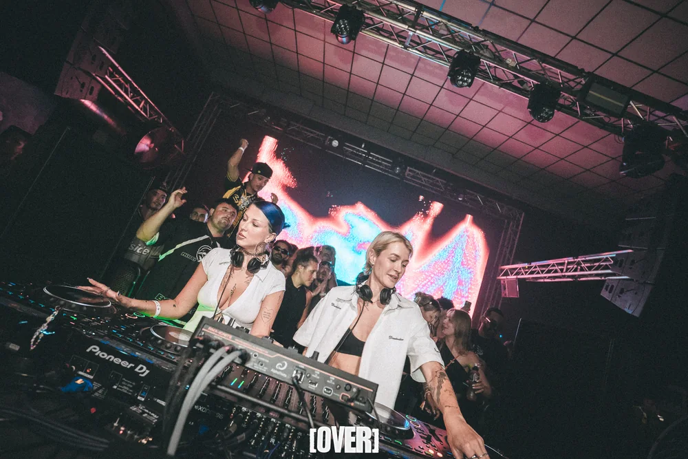 KI/KI b2b Cloudy e Adrián Mills · KFF26 official [OVER] after party day 3 · 05.07.2026